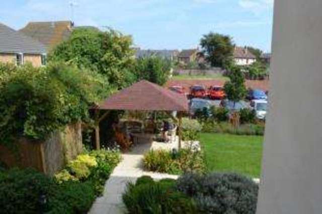  Image of 1 bedroom Flat for sale in Carnarvon Road Clacton-on-Sea CO15 at Carnarvon Road Clacton-On-Sea Clacton-on-Sea, CO15 6EE