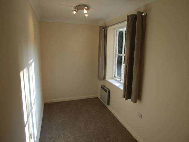  Image of 2 bedroom Detached house to rent in Westwood Road Southampton SO17 at Westwood Road  Southampton, SO17 1DH