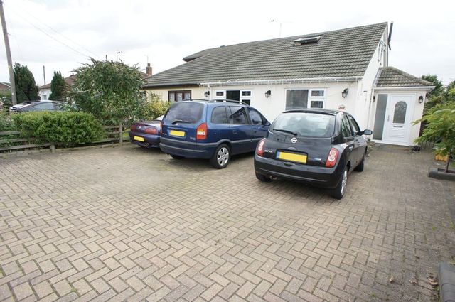  Image of 2 bedroom Detached house for sale in Chancel Close Benfleet SS7 at Chancel Close  Benfleet, SS7 4ET