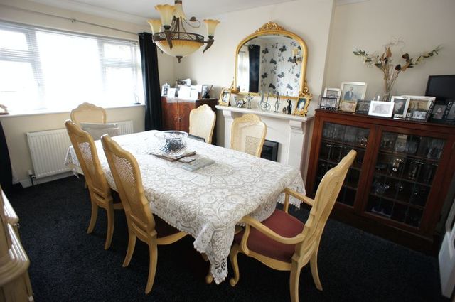  Image of 2 bedroom Detached house for sale in Chancel Close Benfleet SS7 at Chancel Close  Benfleet, SS7 4ET