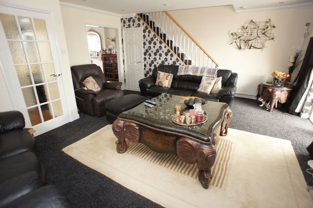 Image of 2 bedroom Detached house for sale in Chancel Close Benfleet SS7 at Chancel Close  Benfleet, SS7 4ET