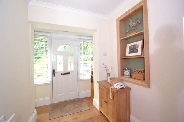  Image of 4 bedroom Detached house for sale in Bournemouth Road Chandler