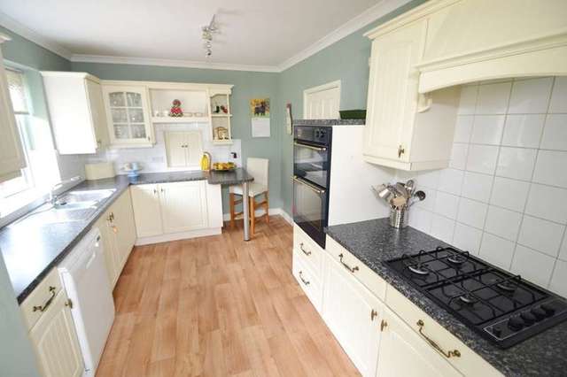  Image of 4 bedroom Detached house for sale in Bournemouth Road Chandler