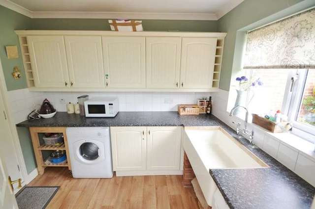  Image of 4 bedroom Detached house for sale in Bournemouth Road Chandler