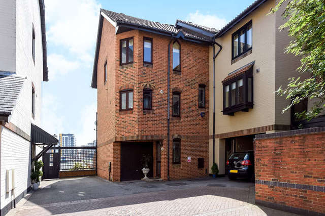  Image of 4 bedroom End of Terrace for sale in Channel Way Ocean Village Southampton SO14 at Ocean Village Southampton Hampshire, SO14 3GQ
