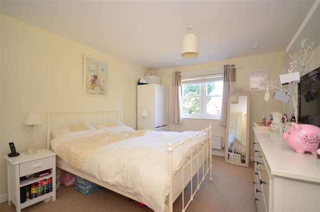  Image of 2 bedroom Apartment for sale in Chapman Way Haywards Heath RH16 at Haywards Heath West Sussex Haywards Heath, RH16 4UL