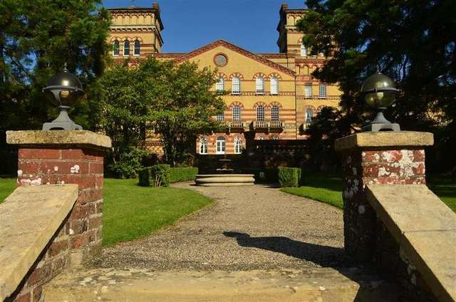  Image of 2 bedroom Apartment for sale in Chapman Way Haywards Heath RH16 at Haywards Heath West Sussex Haywards Heath, RH16 4UL