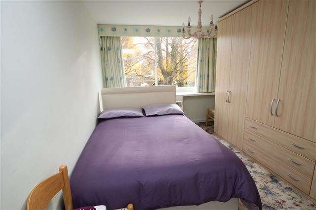  Image of 3 bedroom Flat to rent in The Avenue Sneyd Park Bristol BS9 at Chartley 22 The Avenue Bristol, BS9 1PE