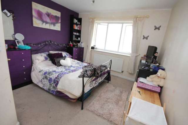  Image of 2 bedroom Apartment for sale in Macarthur Close Erith DA8 at Macarthur Close  Erith, DA8 1BQ