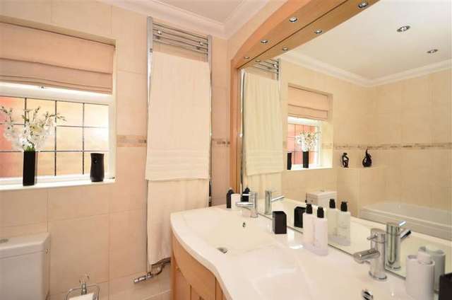  Image of 4 bedroom Bungalow for sale in Chisnall Road River Dover CT17 at River Dover Dover, CT17 0RH