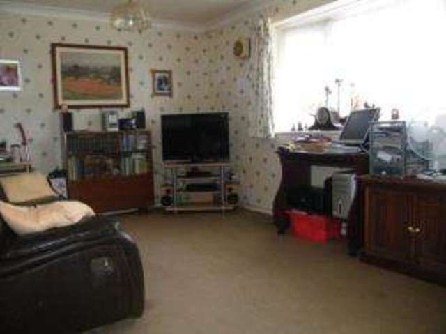  Image of 3 bedroom Bungalow for sale in Stirling Way Mudeford Christchurch BH23 at Christchurch Dorset Mudeford, BH23 4JJ
