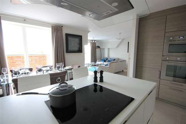  Image of 4 bedroom Apartment for sale in Church Road Caversham Reading RG4 at 13-17 Church Road Caversham Reading, RG4 7AA