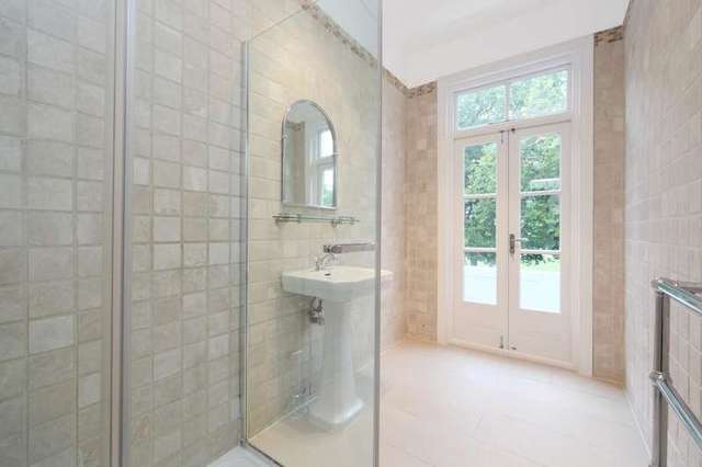  Image of 4 bedroom Terraced house for sale in Clapham Common West Side London SW4 at Clapham Common West Side  London, SW4 9AZ