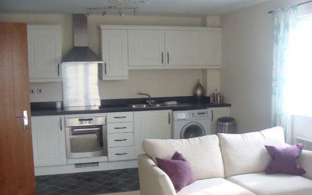  Image of 2 bedroom Flat to rent in Clayton Drive Pontarddulais Swansea SA4 at Pontardulais  Pontardulais, SA4 8AD