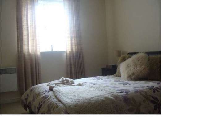  Image of 2 bedroom Flat to rent in Clayton Drive Pontarddulais Swansea SA4 at Pontardulais  Pontardulais, SA4 8AD