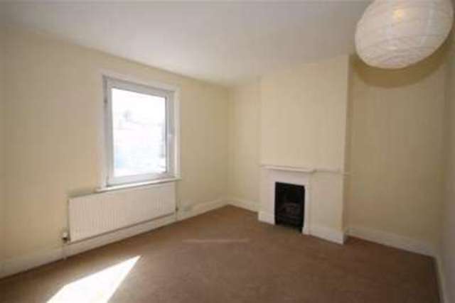  Image of 2 bedroom Detached house to rent in Clinton Lane Seaford BN25 at Seaford, BN25 1NS