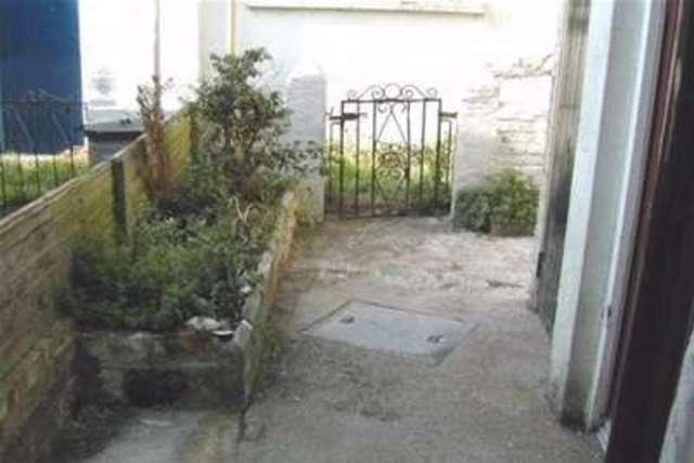  Image of 2 bedroom Detached house to rent in Clinton Lane Seaford BN25 at Seaford, BN25 1NS