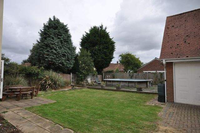  Image of 4 bedroom Detached house for sale in Colchester Road West Mersea Colchester CO5 at Colchester Road West Mersea West Mersea, CO5 8RS
