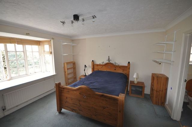  Image of 4 bedroom Detached house for sale in Colchester Road West Mersea Colchester CO5 at Colchester Road West Mersea West Mersea, CO5 8RS