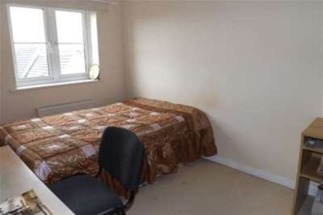  Image of 3 bedroom Detached house to rent in Cooke Close Chafford Hundred Grays RM16 at Grays, RM16 6EE