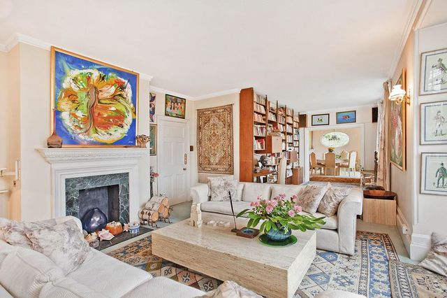  Image of 6 bedroom Detached house for sale in Coombe Park Kingston upon Thames KT2 at Coombe Park  Kingston Upon Thames, KT2 7JB