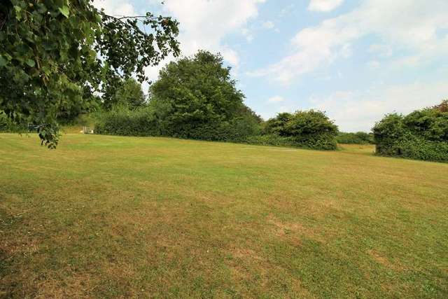  Image of 5 bedroom Detached house for sale in Orkney Road Cosham Portsmouth PO6 at Cosham Portsmouth Hampshire, PO6 3UE