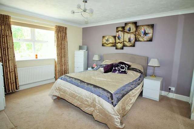  Image of 5 bedroom Detached house for sale in Orkney Road Cosham Portsmouth PO6 at Cosham Portsmouth Hampshire, PO6 3UE