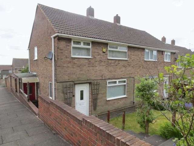  Image of 3 bedroom Semi-Detached house to rent in Cromwell Close Rowley Regis B65 at Cromwell Close  Rowley Regis, B65 8PT
