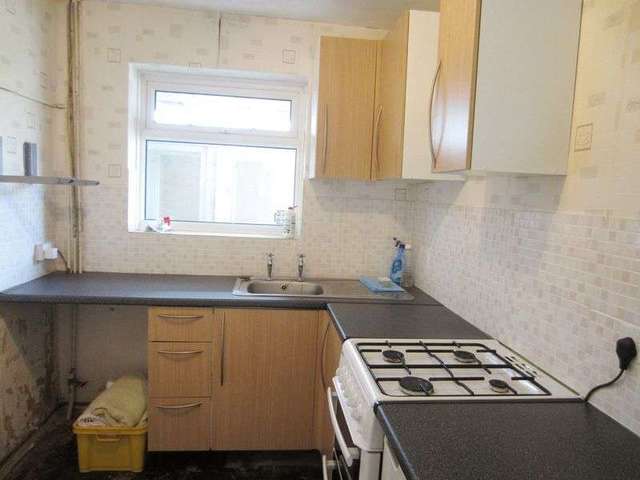  Image of 3 bedroom Semi-Detached house to rent in Cromwell Close Rowley Regis B65 at Cromwell Close  Rowley Regis, B65 8PT