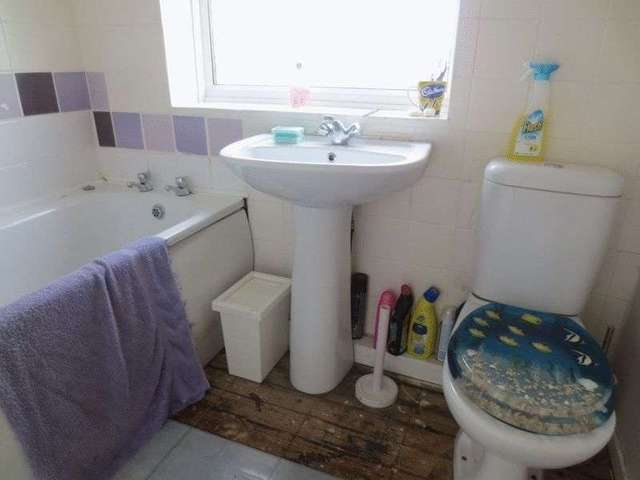  Image of 3 bedroom Semi-Detached house to rent in Cromwell Close Rowley Regis B65 at Cromwell Close  Rowley Regis, B65 8PT