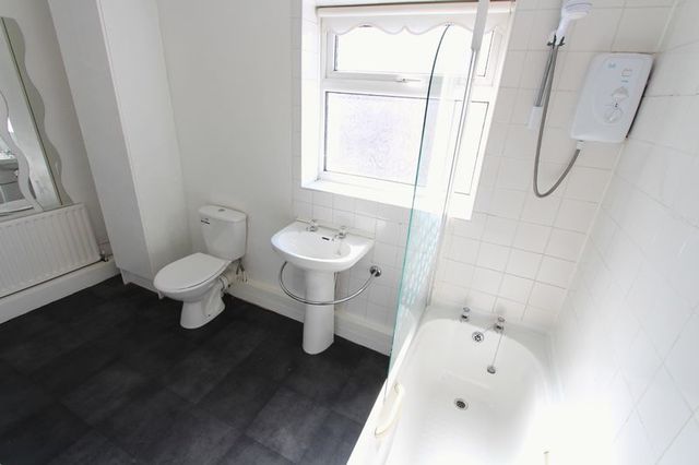  Image of 2 bedroom Terraced house to rent in Croxteth Road Bootle L20 at Croxteth Road  Bootle, L20 5EA