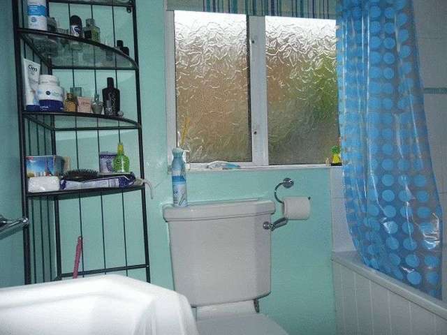  Image of 2 bedroom Terraced house for sale in Crunden Road South Croydon CR2 at Crunden Road  SOUTH CROYDON, CR2 6HD
