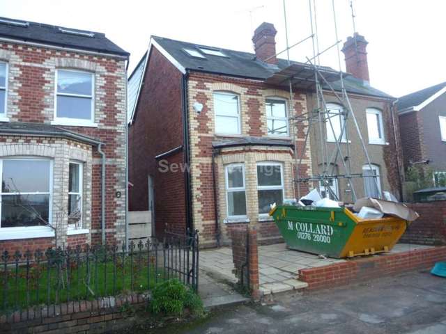  Image of 1 bedroom Detached house to rent in Culver Road Earley Reading RG6 at Culver Road  Reading, RG6 1QA