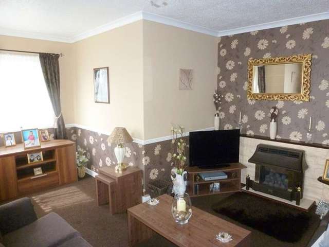  Image of 3 bedroom End of Terrace for sale in Dartmoor View Plymouth PL4 at Mount Gould Plymouth Devon, PL4 7QG