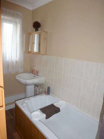  Image of 3 bedroom End of Terrace for sale in Dartmoor View Plymouth PL4 at Mount Gould Plymouth Devon, PL4 7QG