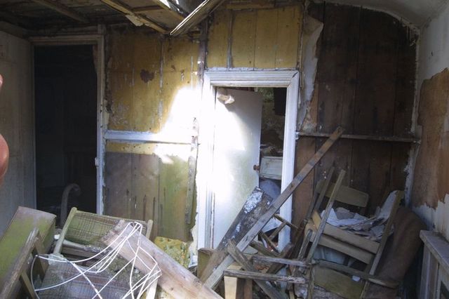  Image of 1 bedroom Cottage for sale in Dinorwic Caernarfon LL55 at Dinorwic Caernarfon, LL55 3EH