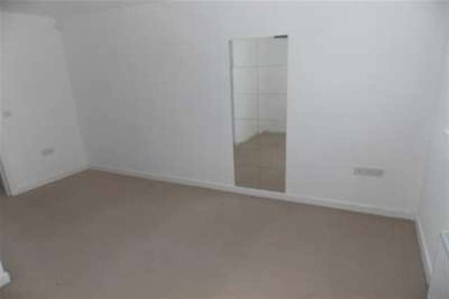  Image of 2 bedroom Flat to rent in Dixons Bank Marton-in-Cleveland Middlesbrough TS7 at Middlesbrough, TS7 8NY