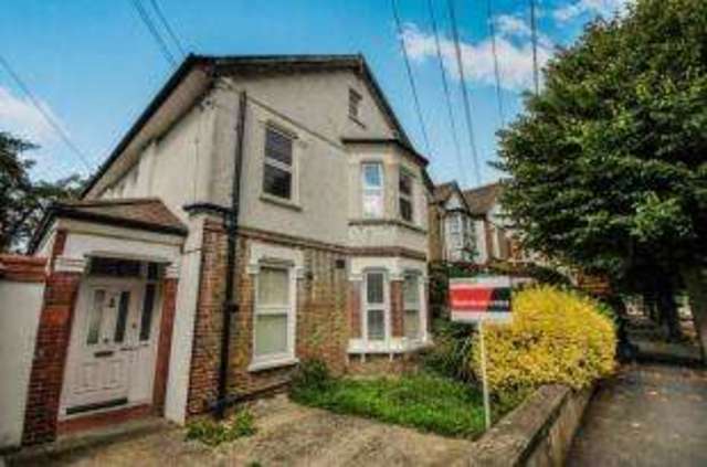  Image of 2 bedroom Flat for sale in Dornton Road South Croydon CR2 at South Croydon  Sanderstead, CR2 7DQ