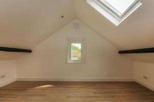  Image of 2 bedroom Flat for sale in Dornton Road South Croydon CR2 at South Croydon  Sanderstead, CR2 7DQ
