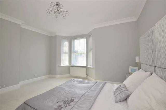  Image of 3 bedroom Terraced house for sale in Dynevor Road Tunbridge Wells TN4 at Tunbridge Wells Kent Tunbridge Wells, TN4 9HR