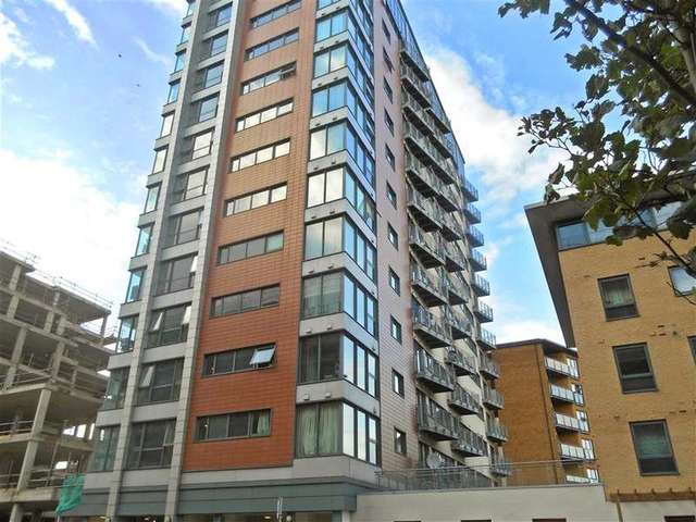  Image of 2 bedroom Apartment for sale in Eastern Avenue Ilford IG2 at Newbury Park Ilford Ilford, IG2 6LQ