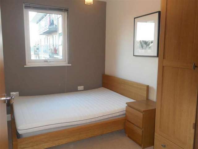  Image of 2 bedroom Apartment for sale in Eastern Avenue Ilford IG2 at Newbury Park Ilford Ilford, IG2 6LQ