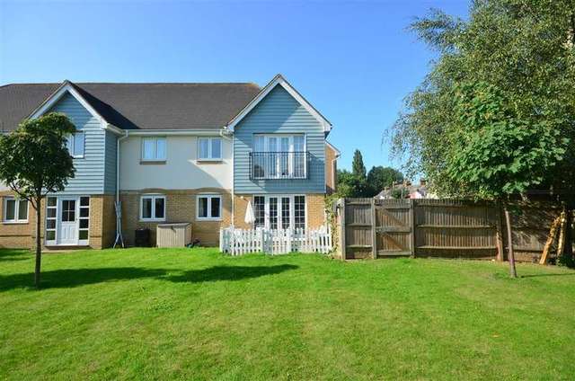  Image of 2 bedroom Apartment for sale in Eaton Place Larkfield Aylesford ME20 at Larkfield Aylesford Aylesford, ME20 7GF