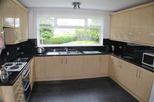  Image of 3 bedroom Bungalow for sale in Eldin Place Elderslie Johnstone PA5 at Eldin Place Elderslie Johnstone, PA5 9HN