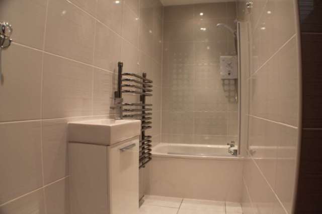  Image of 3 bedroom Bungalow for sale in Eldin Place Elderslie Johnstone PA5 at Eldin Place Elderslie Johnstone, PA5 9HN