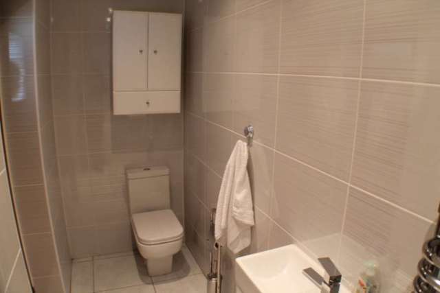  Image of 3 bedroom Bungalow for sale in Eldin Place Elderslie Johnstone PA5 at Eldin Place Elderslie Johnstone, PA5 9HN