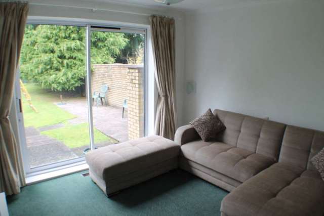  Image of 3 bedroom Bungalow for sale in Eldin Place Elderslie Johnstone PA5 at Eldin Place Elderslie Johnstone, PA5 9HN