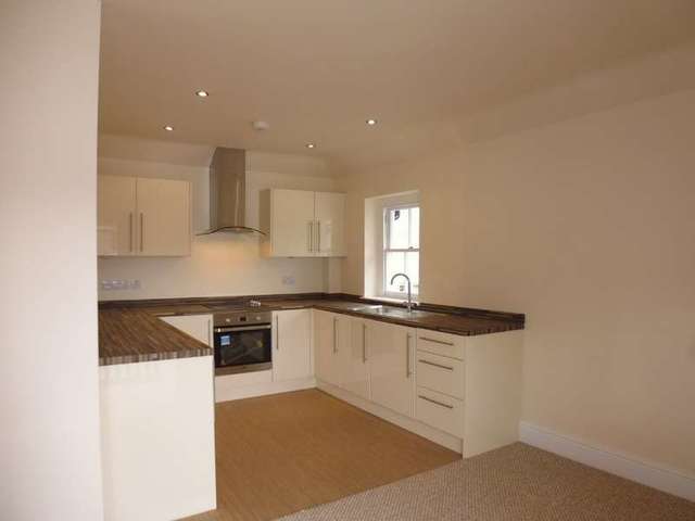  Image of 2 bedroom Flat for sale in Stramongate Kendal LA9 at Kendal Cumbria, LA9 4BD