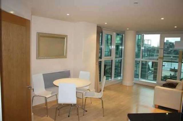  Image of 1 bedroom Apartment to rent in Wycombe Place London SW18 at Wandsworth Town, SW18 2LU