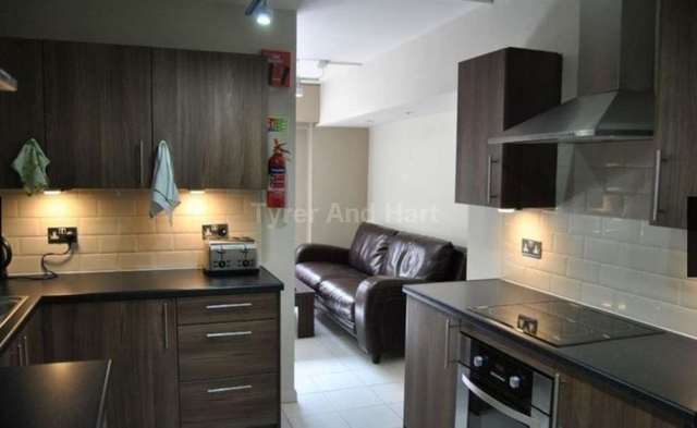  Image of 1 bedroom House Share to rent in Pall Mall Liverpool L3 at Pall Mall  Liverpool, L3 6AL